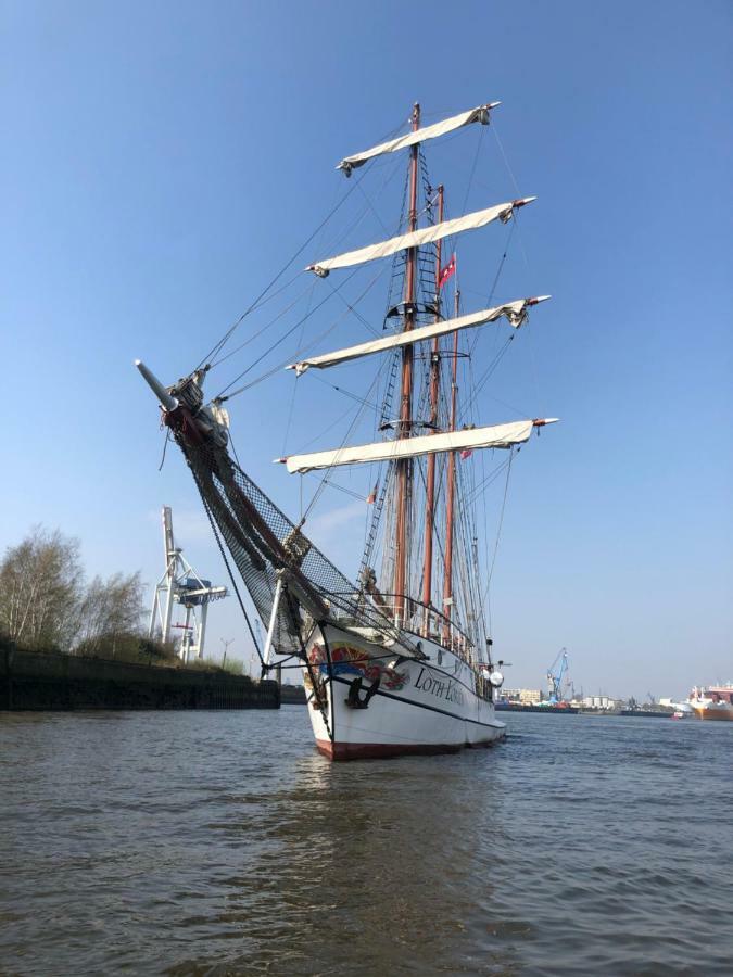 Segelschiff Loth Lorien Hotell Hamburg-Harburg Exteriör bild