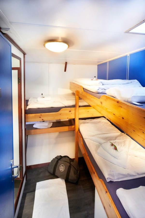 Segelschiff Loth Lorien Hotell Hamburg-Harburg Exteriör bild