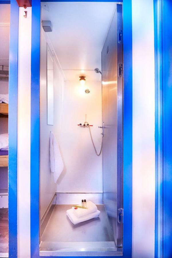 Segelschiff Loth Lorien Hotell Hamburg-Harburg Exteriör bild