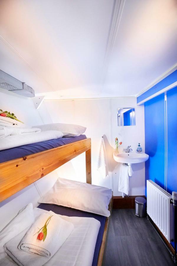Segelschiff Loth Lorien Hotell Hamburg-Harburg Exteriör bild