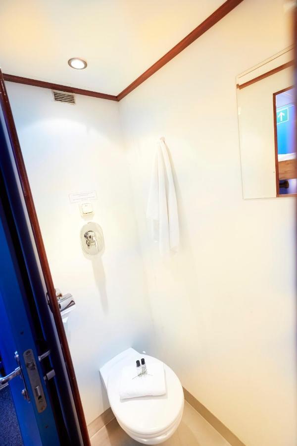 Segelschiff Loth Lorien Hotell Hamburg-Harburg Rum bild